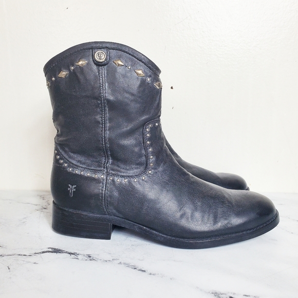 melissa button multi stud short